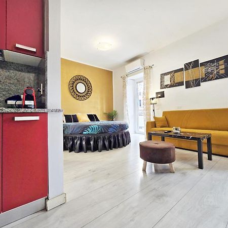 Hosting Aparments Apartment Rome Exterior photo
