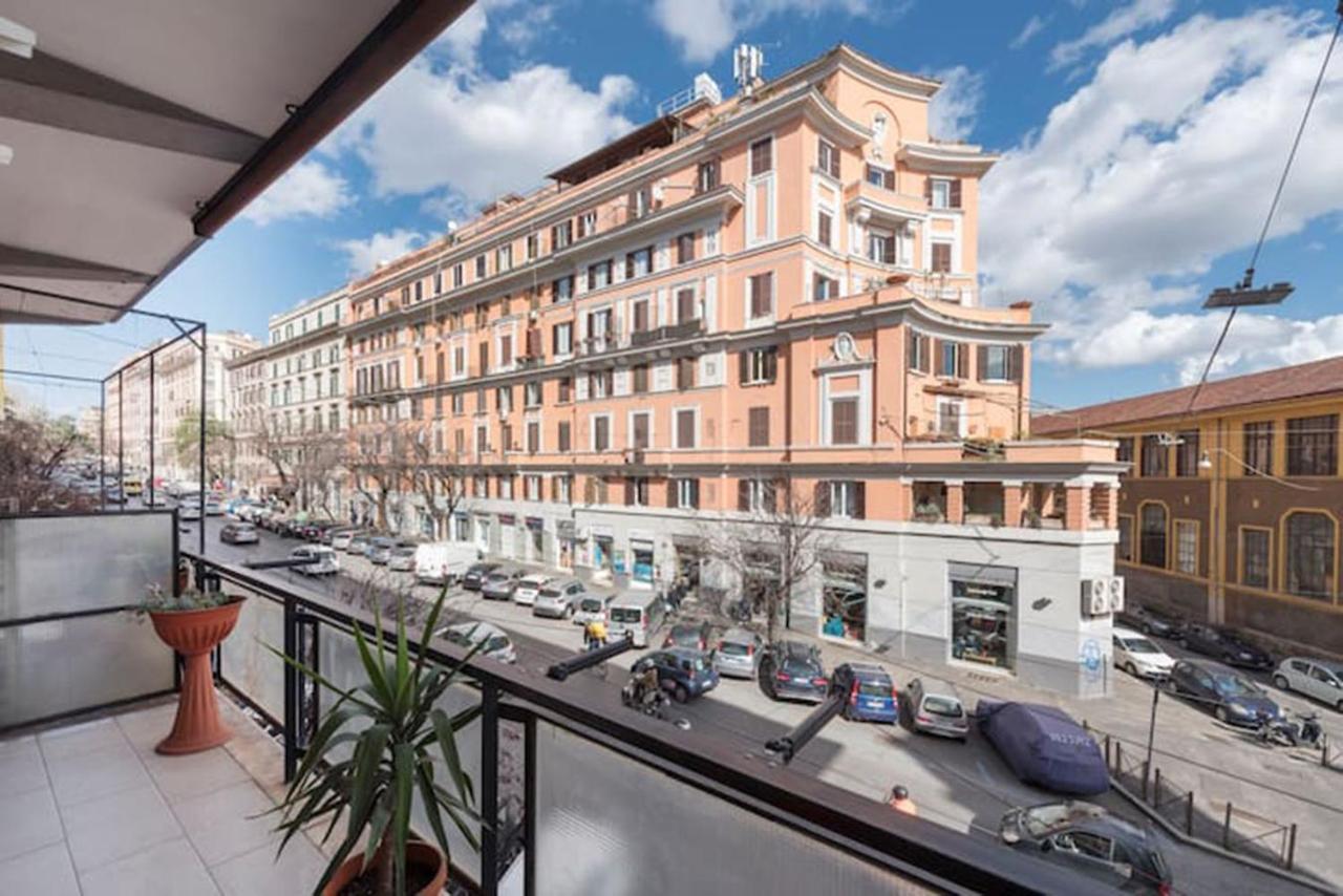 Hosting Aparments Apartment Rome Exterior photo