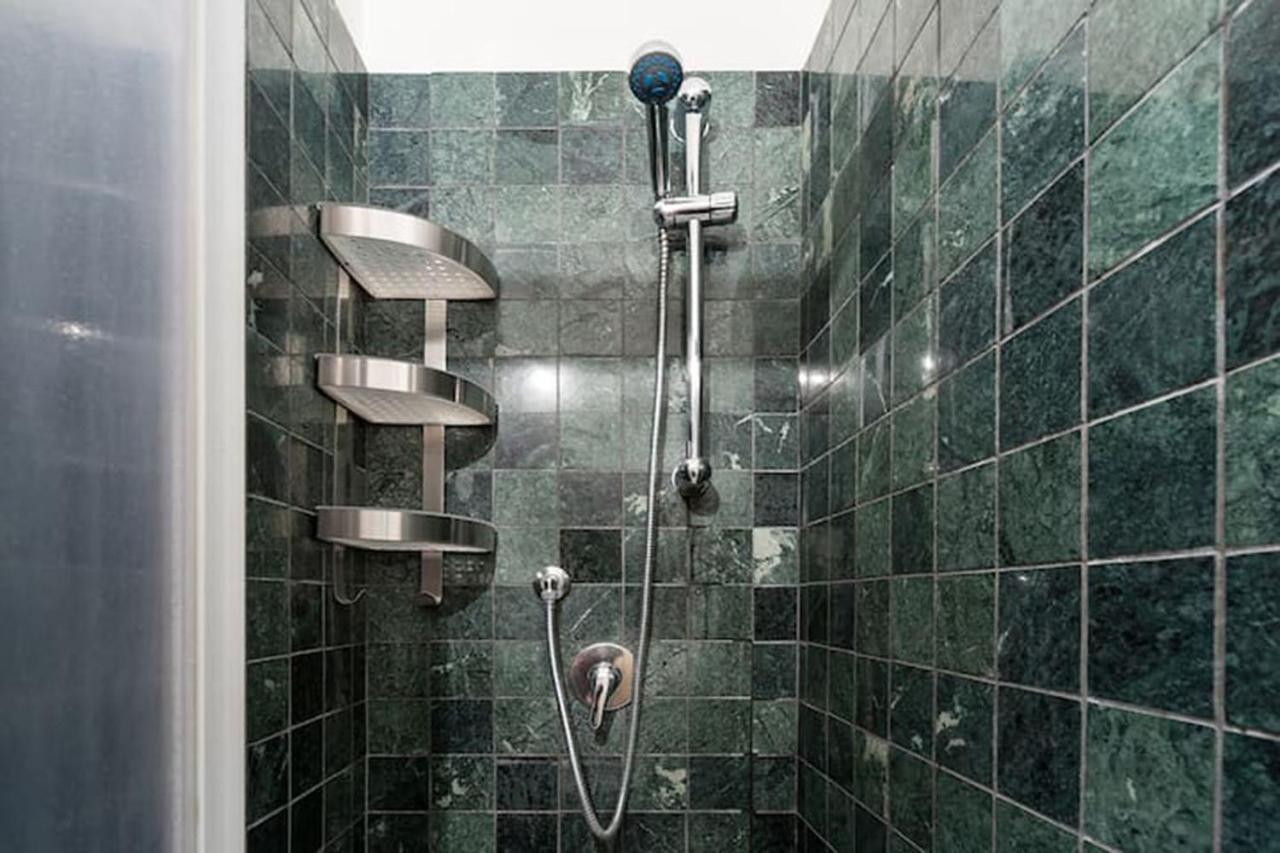 Hosting Aparments Apartment Rome Exterior photo