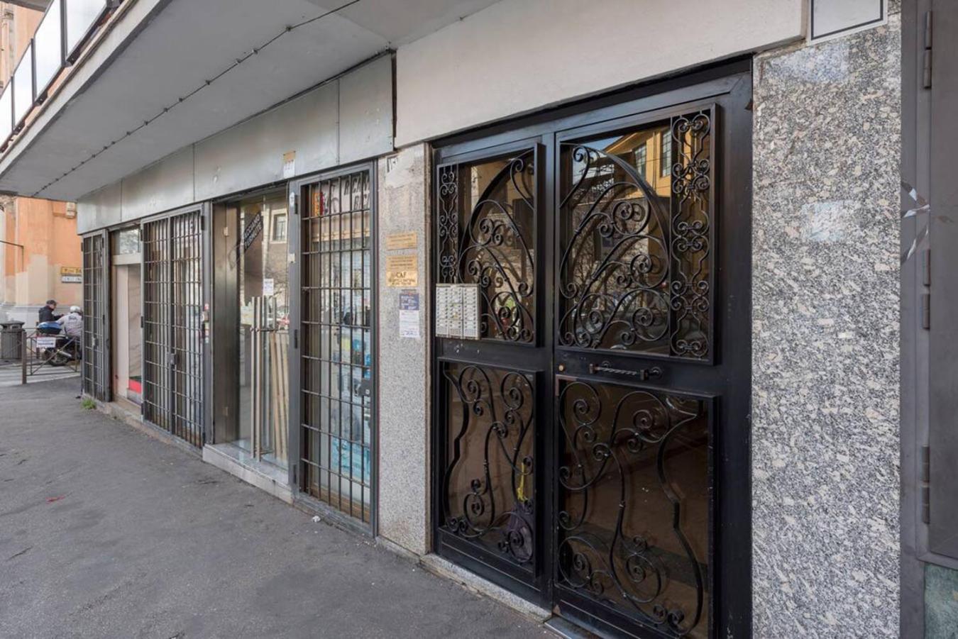 Hosting Aparments Apartment Rome Exterior photo