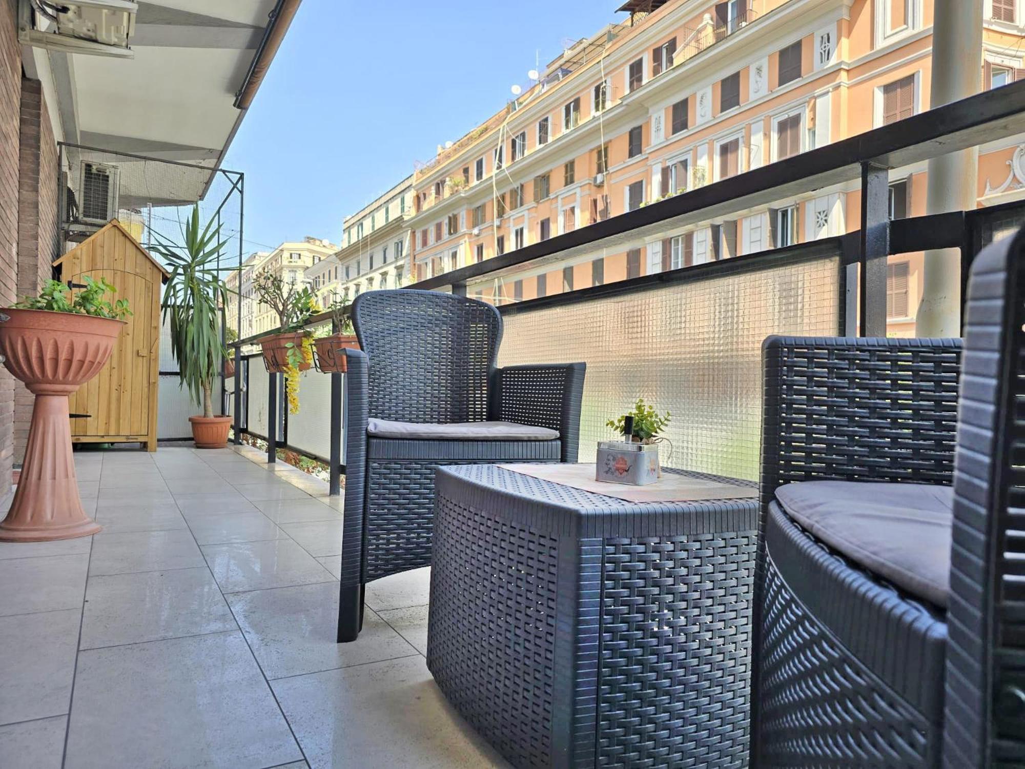 Hosting Aparments Apartment Rome Exterior photo